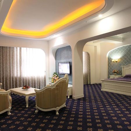 Zhuhai Rongfeng Hotel Esterno foto