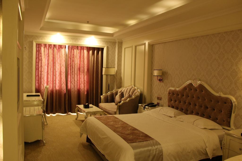 Zhuhai Rongfeng Hotel Esterno foto
