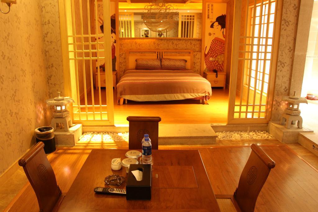 Zhuhai Rongfeng Hotel Esterno foto