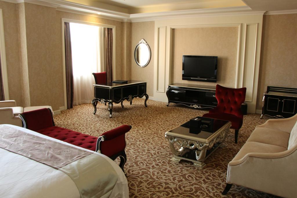 Zhuhai Rongfeng Hotel Esterno foto