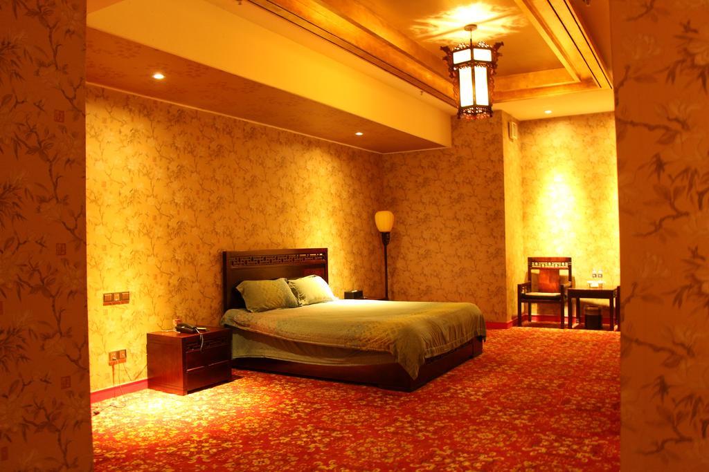 Zhuhai Rongfeng Hotel Esterno foto