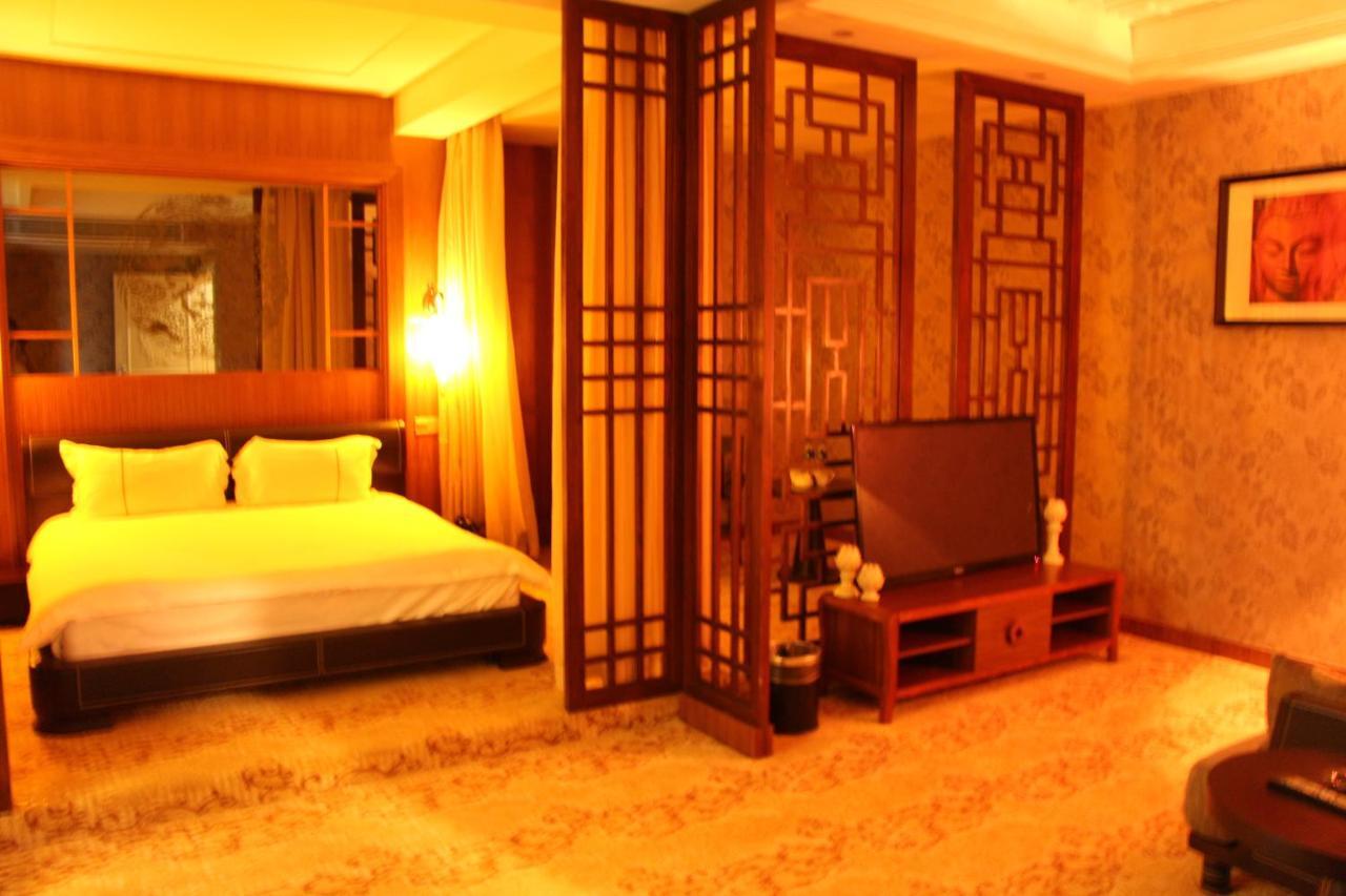Zhuhai Rongfeng Hotel Esterno foto